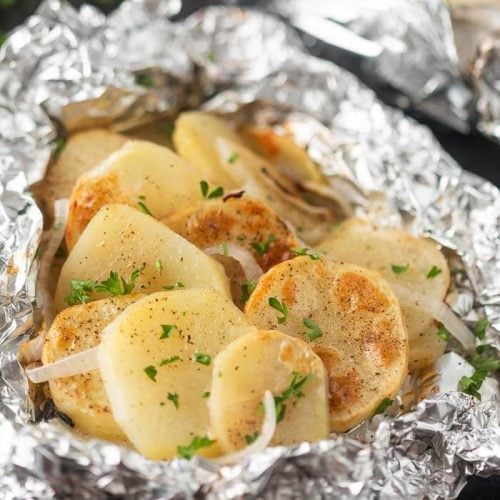 Grilled potatoes in foil - easy foil pack potatoes recipe