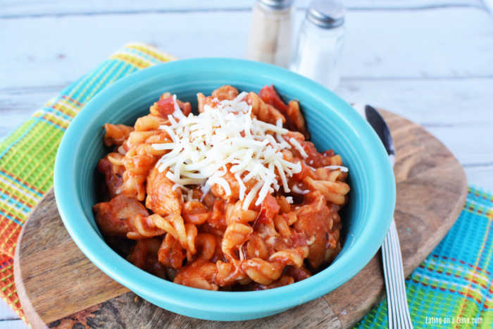 One Pot Italian Chicken Pasta Recipe is the perfect meal for busy weeks. Lots of cheese combine with hearty meat, tomatoes and pasta for the best meal.