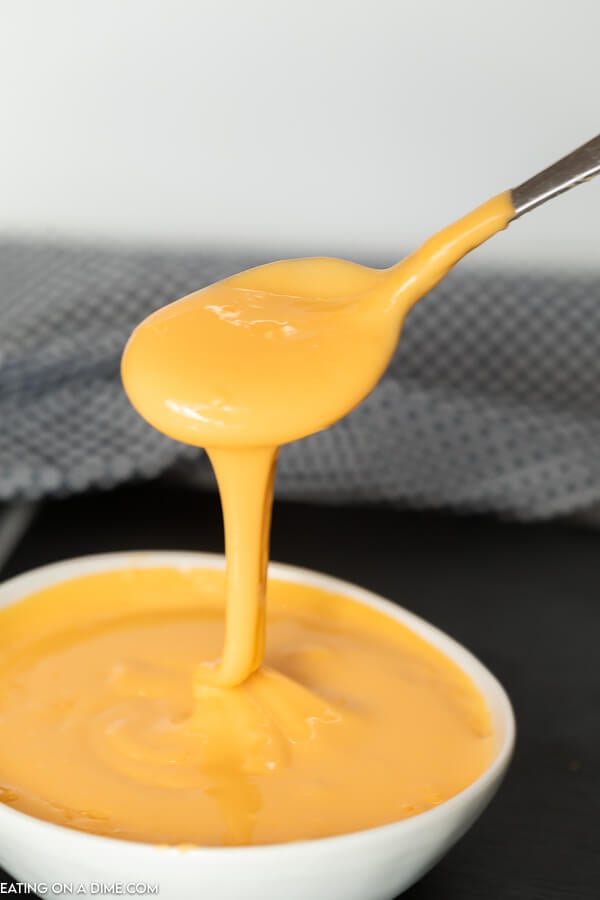 how do i make cheese sauce with sliced cheese