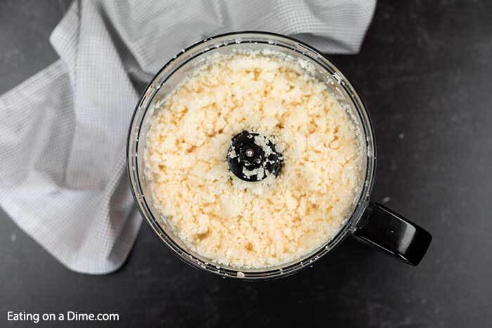 Love rice but not the carbs? Try this easy Cauliflower rice recipe for a low carb alternative to rice that is easy and delicious!