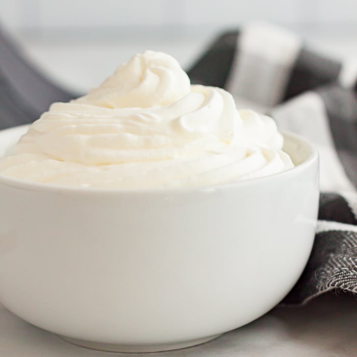 How to Make Homemade Whipped Cream