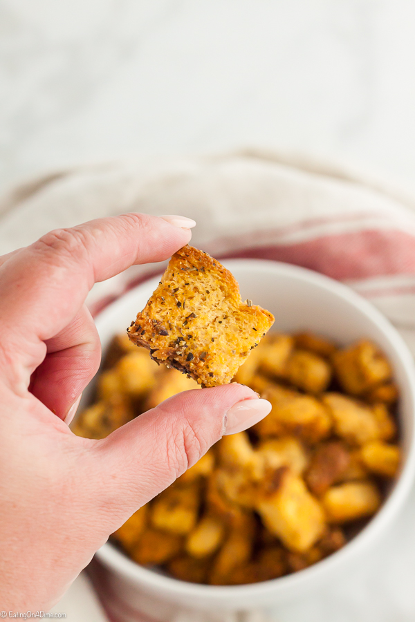 Learn how to make homemade croutons in minutes. These are so easy and much tastier than anything store bought! Give this homemade croutons recipe a try.