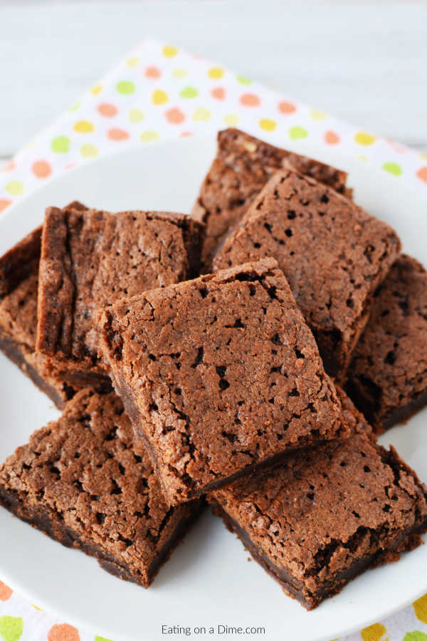 plate of cut brownies