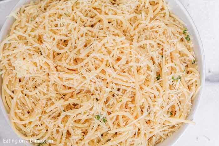 Dinner is easy with this One pot parmesan pasta recipe. Serve this as the perfect side dish or add chicken or shrimp to make it a main meal. 