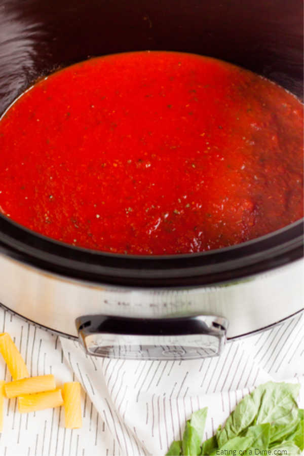 pasta sauce in crock pot