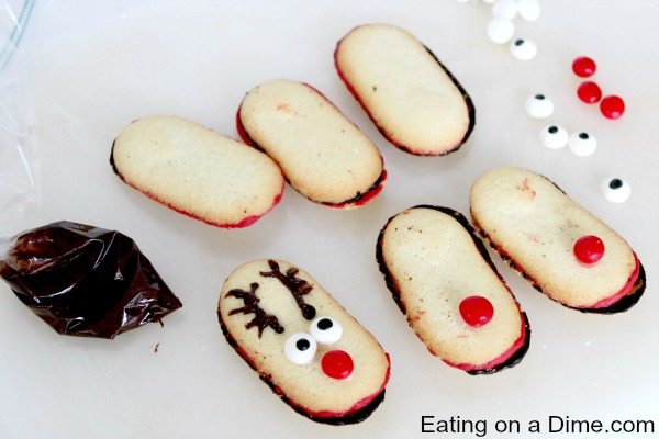 Try making no bake reindeer cookies for the perfect treat for Christmas. Not only is this recipe so easy but it is a blast to make and tasty.