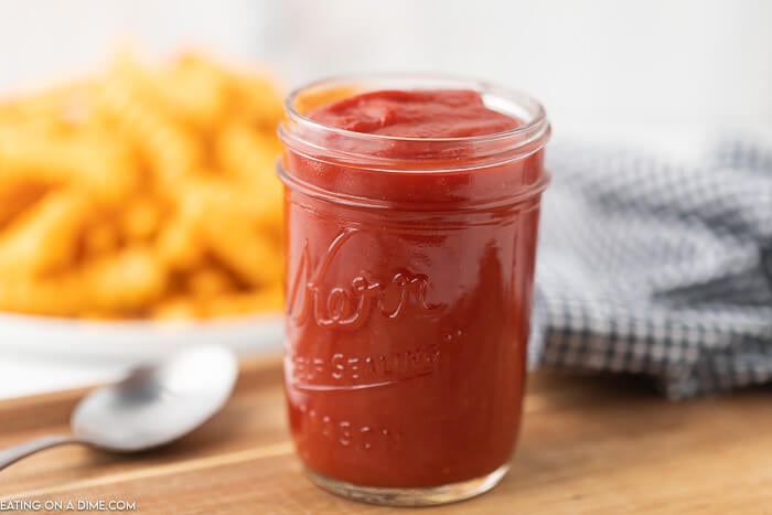 Homemade ketchup is so quick and easy to make. The ingredient list is simple and you won't find any hard to pronounce words here. 