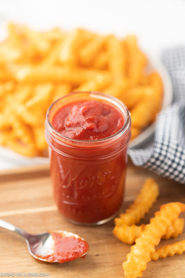 Homemade ketchup is so quick and easy to make. The ingredient list is simple and you won't find any hard to pronounce words here. 
