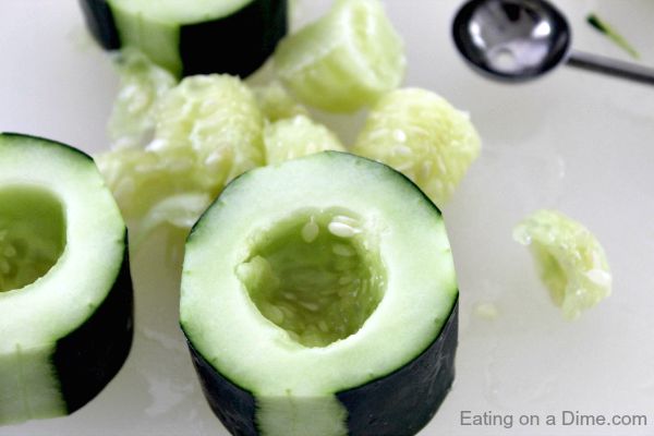 hollow out cucumber slices