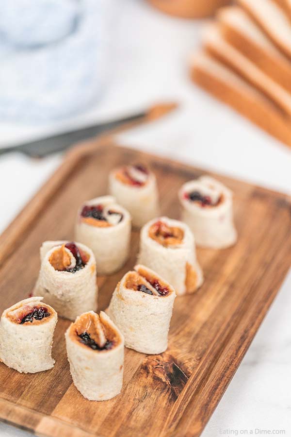 These peanut butter and jelly sushi rolls are perfect or an after school snack or even a fun lunch idea. Kids and adults love them!
