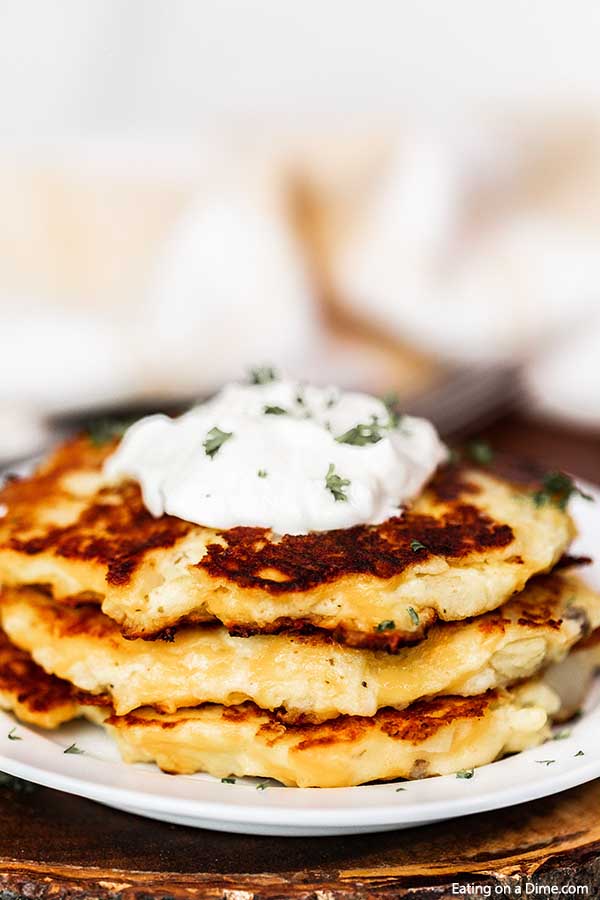 Have left over mashed potatoes? Make this easy mashed potato cakes recipe. Your family will love them and never know they were left overs. 