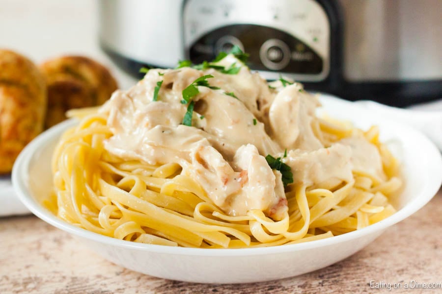 Chicken Alfredo on a plate