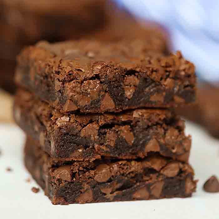 Everyone will love these decadent Double chocolate chip brownies. Each bite is loaded with tons of chocolate and the entire recipe is so easy.
