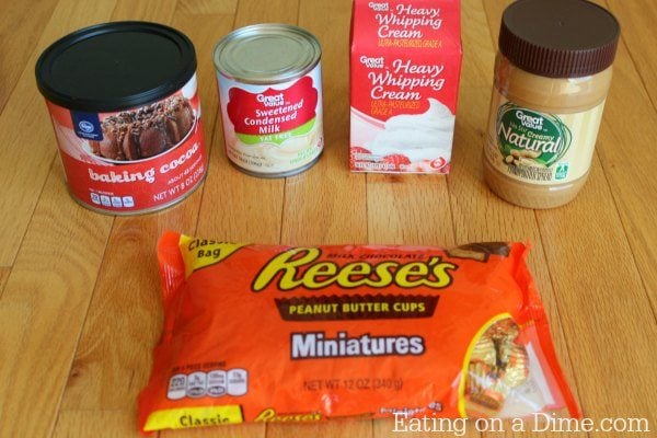 Reese's Peanut Butter Ice cream recipe - This reese's ice cream is delicious and easy to make because it is a no churn ice cream recipe.
