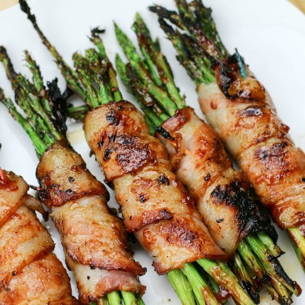 Bacon Wrapped Asparagus on a plate