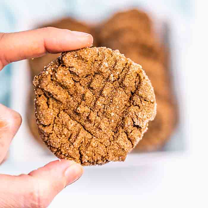 You will love this easy Chocolate peanut butter cookies recipe because you only need 4 ingredients! It is so delicious and simple to make. 