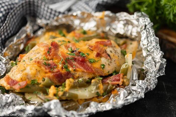 Bacon ranch chicken foil packet has everything you need for a great dinner. The juicy chicken and tender veggies make a meal sure to impress. 