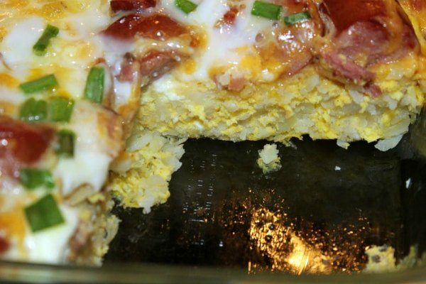 Mornings can be so hectic but not with these overnight breakfast casseroles! From savory to sweet, there is something for everyone. 