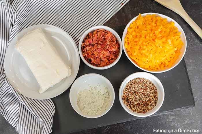 Need an easy appetizer recipe? Bacon ranch cheese ball recipe is a simple recipe but a real crowd pleaser. Everyone loves bacon! 