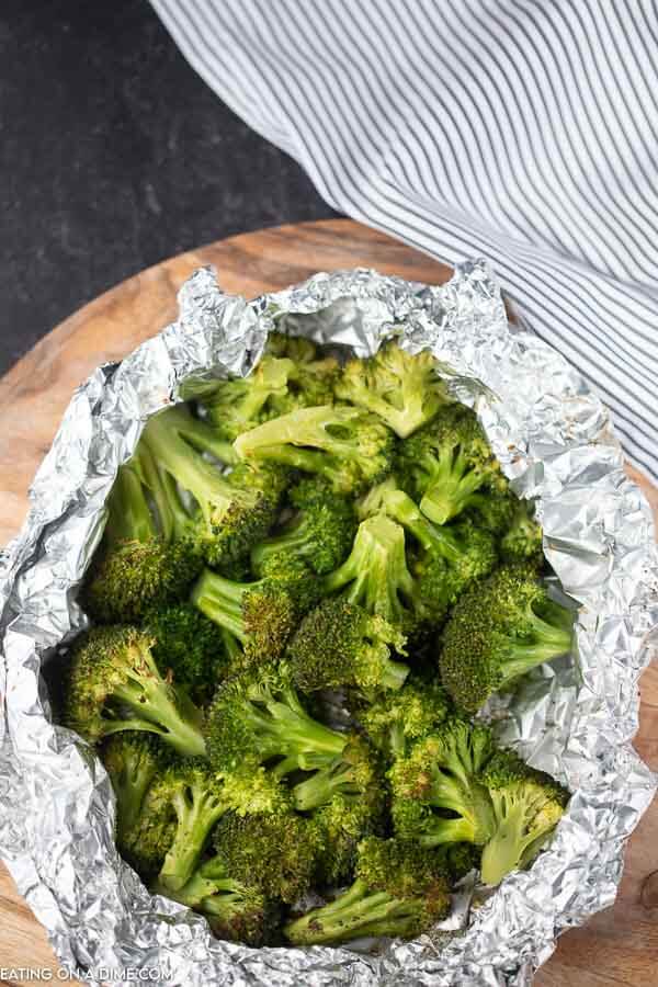 closeup picture of grilled broccoli