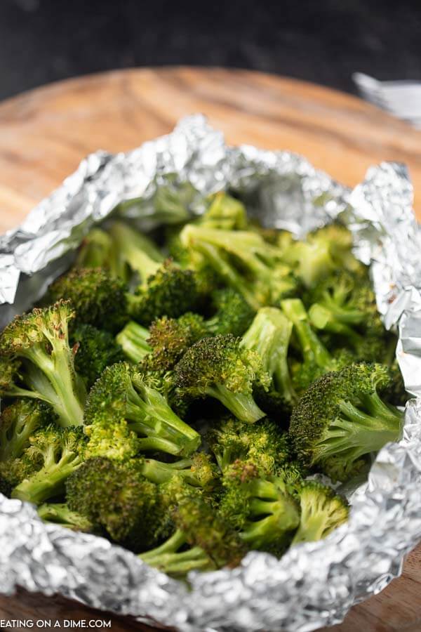 closeup picture of grilled broccoli