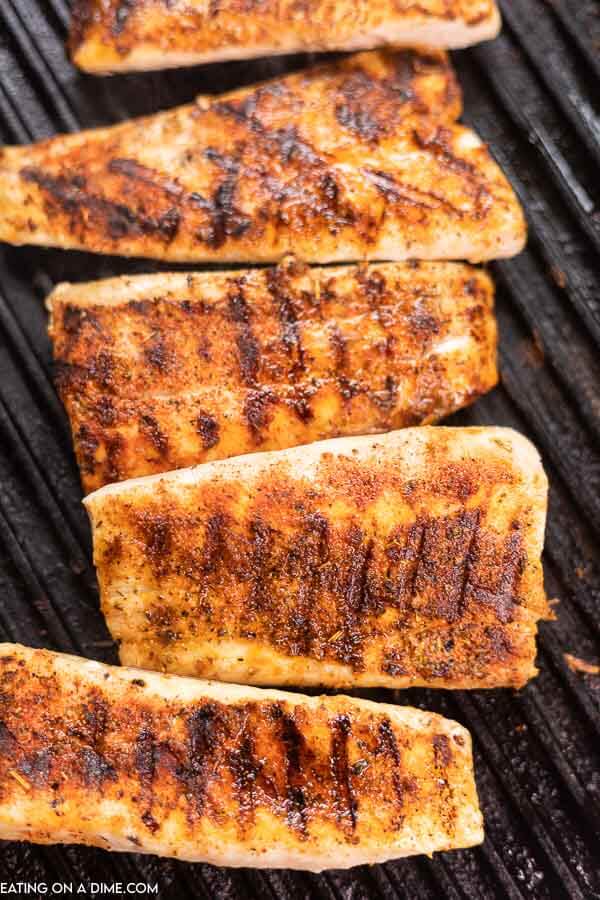 Grilled mahi mahi recipe is so easy to make and you only need a few simple ingredients. Get dinner on the table fast with hardly any cleanup. 