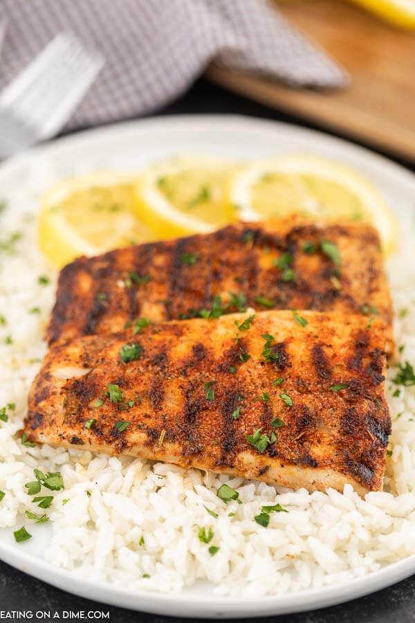 Grilled mahi mahi recipe is so easy to make and you only need a few simple ingredients. Get dinner on the table fast with hardly any cleanup. 