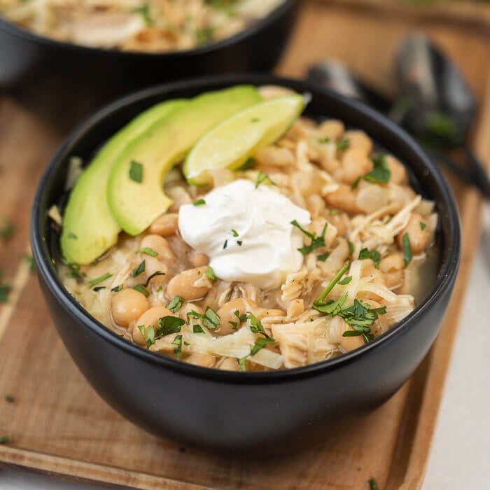 Instant Pot White Chicken Chili Recipe - Creme De La Crumb