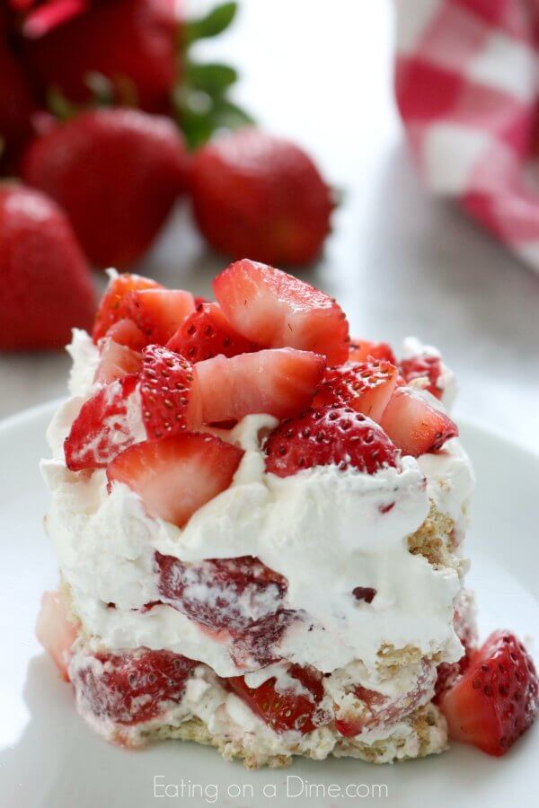 3 ingredient Strawberry Icebox Cake Recipe