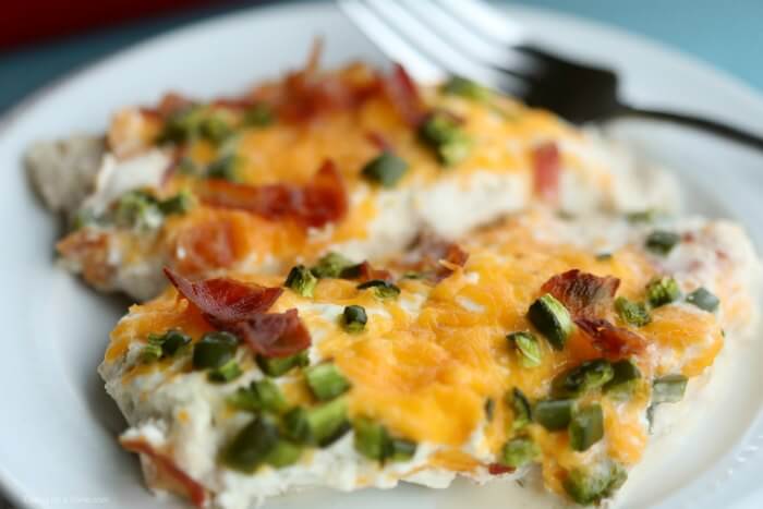 Keto Jalapeño Popper Chicken Recipe is packed with so much amazing flavor. Lots of cheese, bacon and more make this Keto Jalapeño Popper Chicken oh so good!