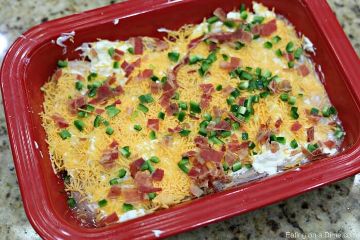 Keto Jalapeño Popper Chicken Recipe is packed with so much amazing flavor. Lots of cheese, bacon and more make this Keto Jalapeño Popper Chicken oh so good!