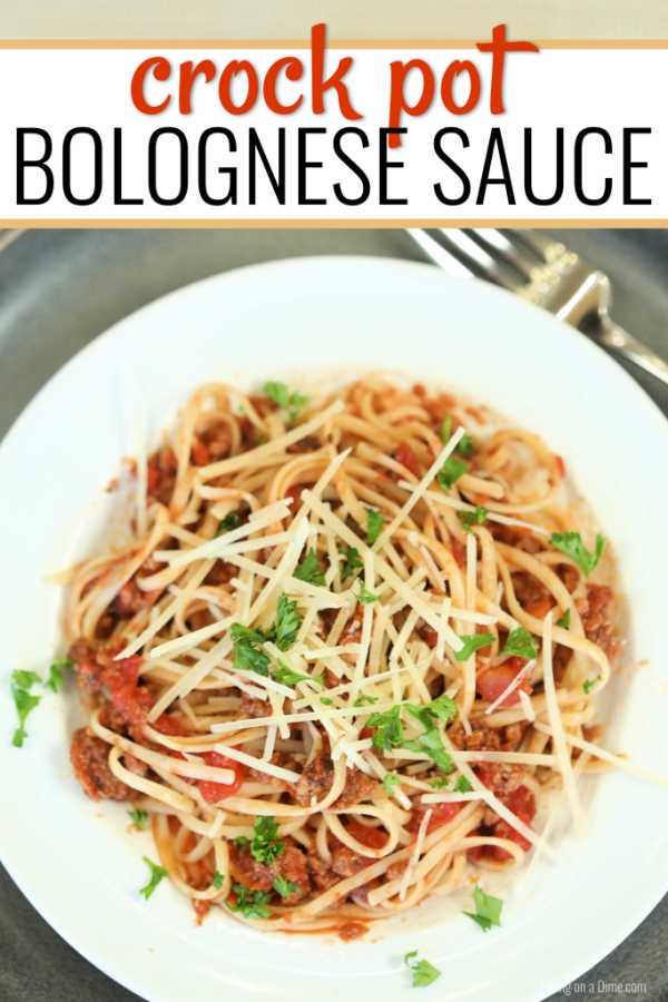 Slow cooker spaghetti bolognese recipe is slow cooked to perfection for the best Italian meal. Enjoy this hearty bolognese sauce for a great weeknight meal. 