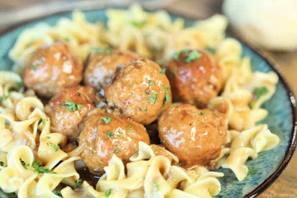 Slow Cooker Salisbury Steak Meatballs - the best comfort food