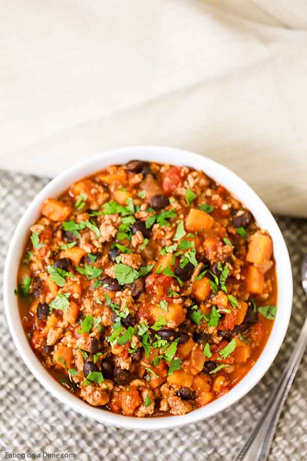 Try Turkey Sweet Potato Chili for a new and delicious twist on the traditional chili recipe.  The flavor is amazing in this healthy turkey chili recipe. 