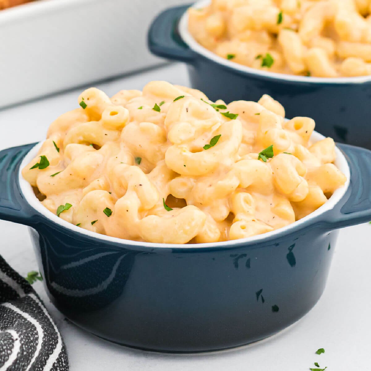 Ultra Creamy Crock Pot Mac and Cheese Recipe - Little Spoon Farm