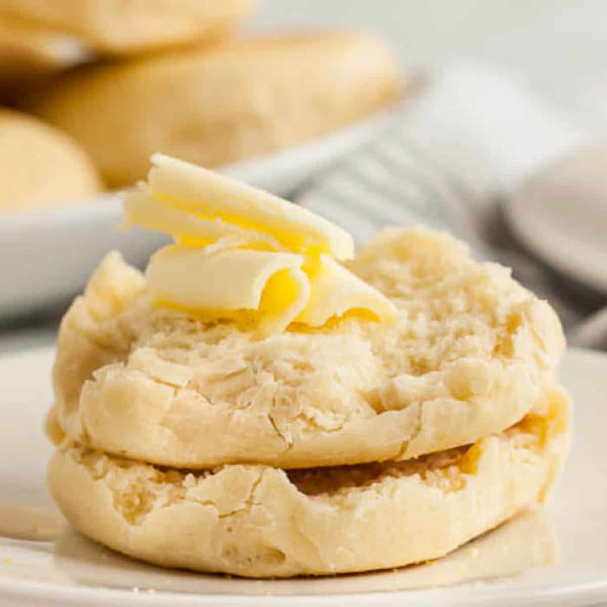 Homemade English Muffins are easy to make and freeze great. Make a batch of easy homemade English muffins today and save time and money.