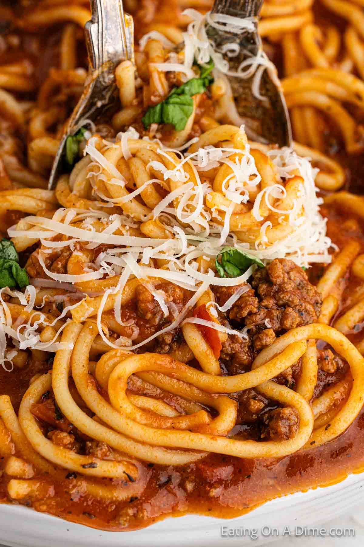 Close up image of Spaghetti on a spoon