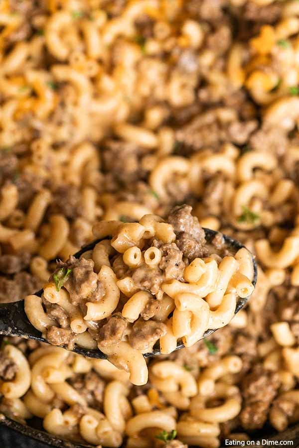 Cheeseburger hamburger helper is so easy to fix and better than anything you can buy in the store. Skip those box mixes and make this Cheeseburger hamburger helper homemade recipe. Lots of delicious beef in this hamburger helper homemade easy one pot meal make it so tasty. Your family will love this Cheeseburger hamburger helper homemade easy meal. Make this homemade easy hamburger helper today. #eatingonadime #homemadehamburgerhelper