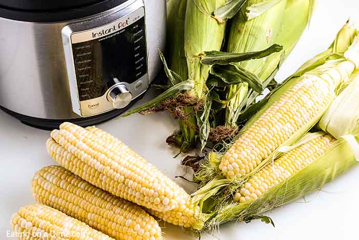 Instant pot corn on the cob is a delicious and easy side dish. Ready in just 2 minutes and always a hit, pressure cooker corn on the cob is also budget friendly. Instant pot corn on the cob fresh with butter is best. #eatingonadime #instantpotcornonthecob