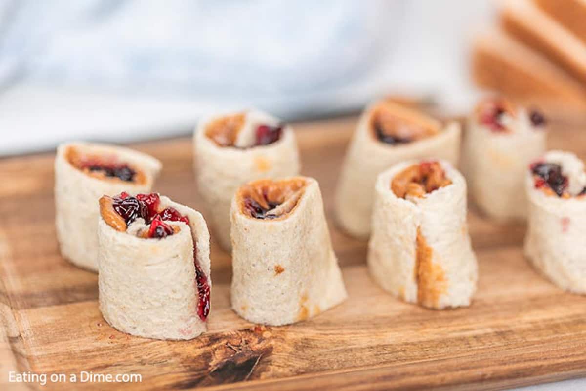 These peanut butter and jelly sushi rolls are perfect or an after school snack or even a fun lunch idea. Kids and adults love them!