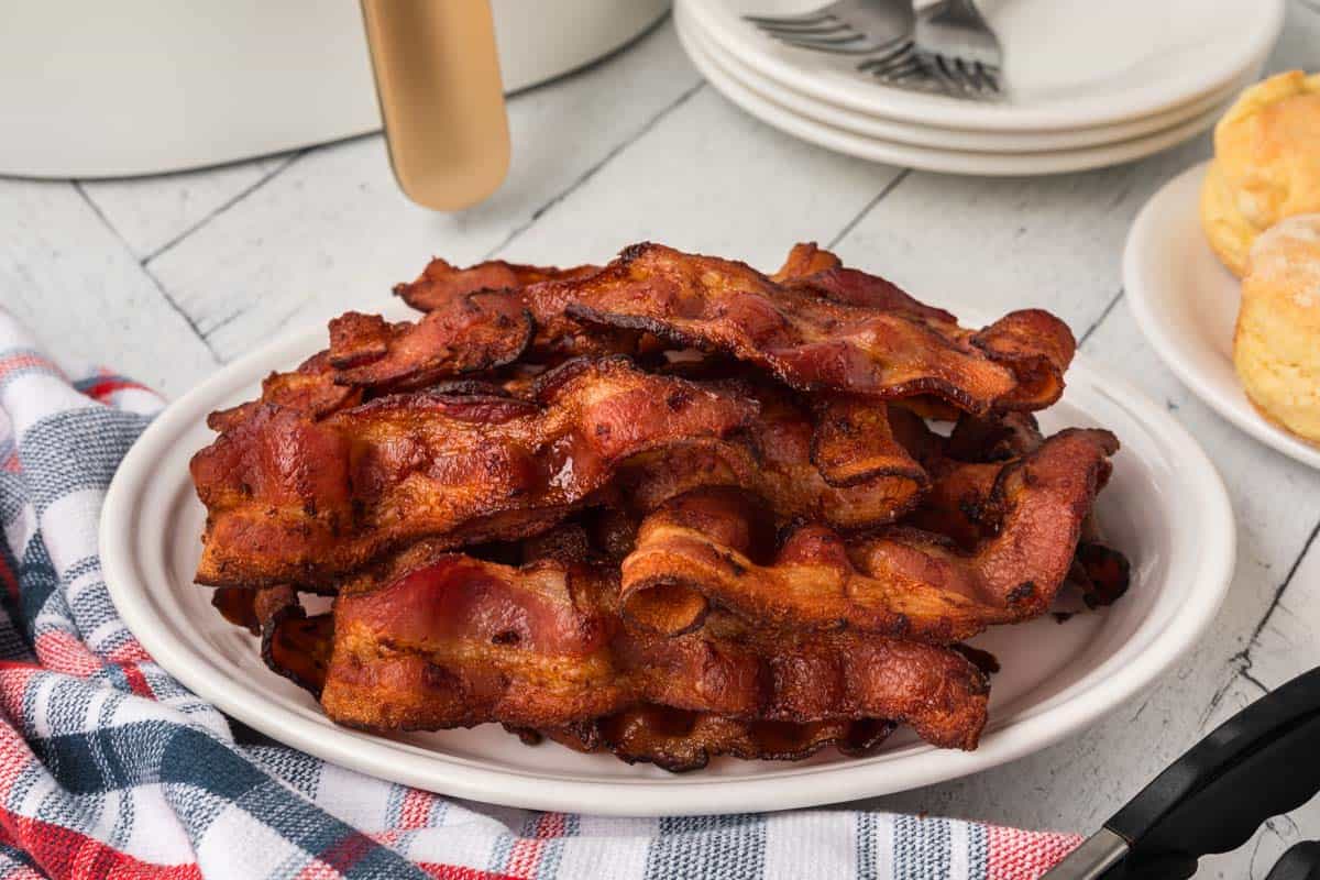 Crispy bacon on a plate