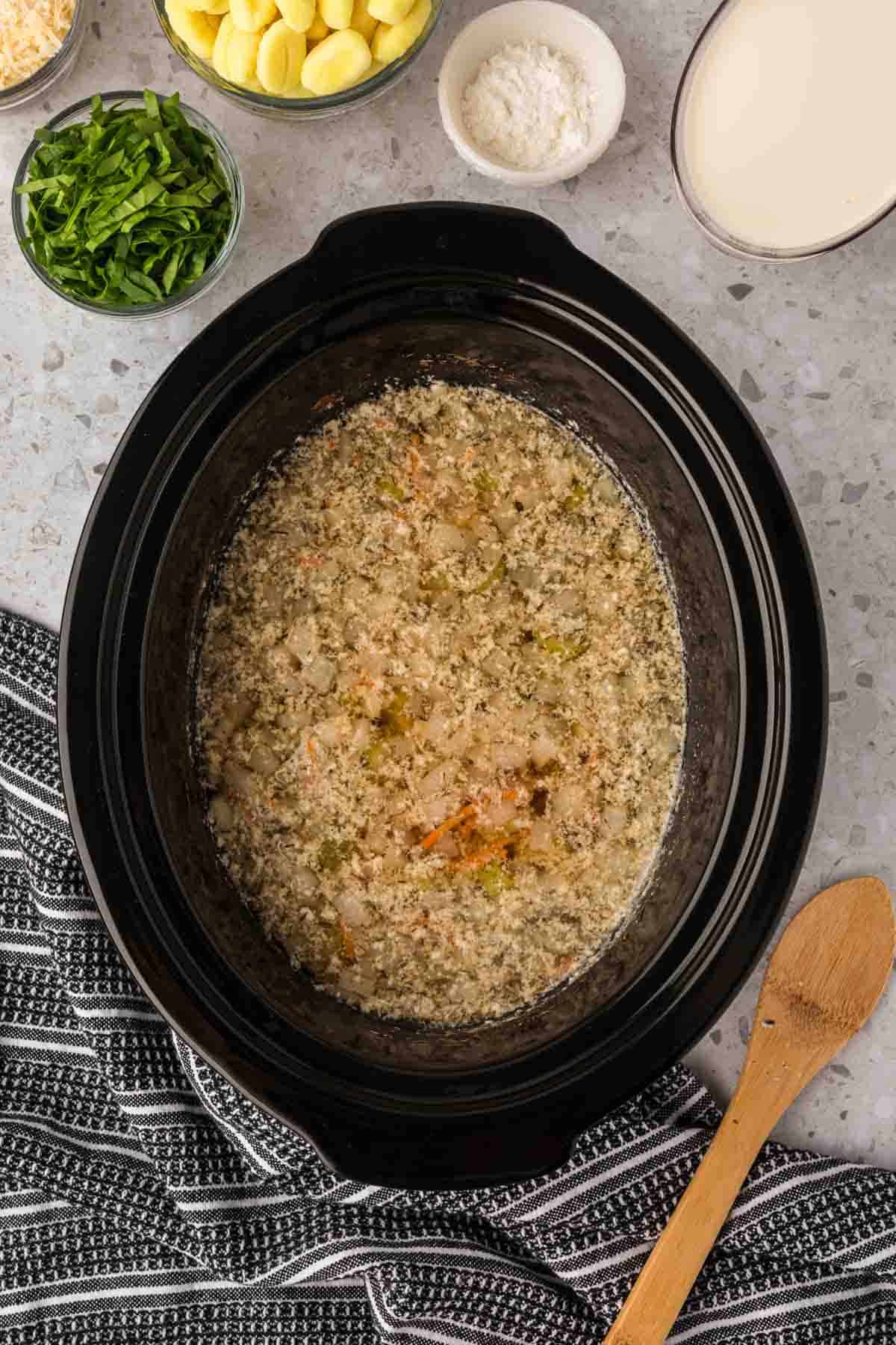 Cooked mixture in the slow cooker