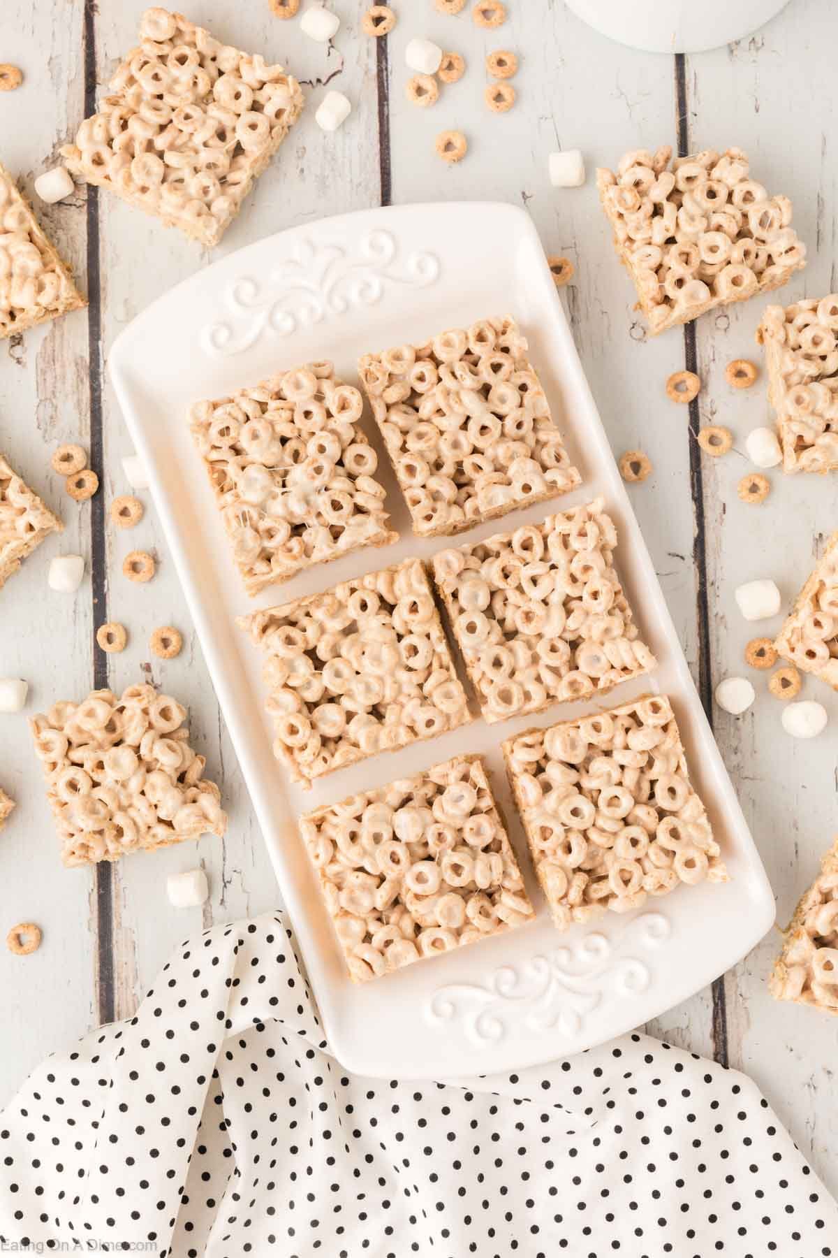 Cheerios Bars cut into squares on a platter
