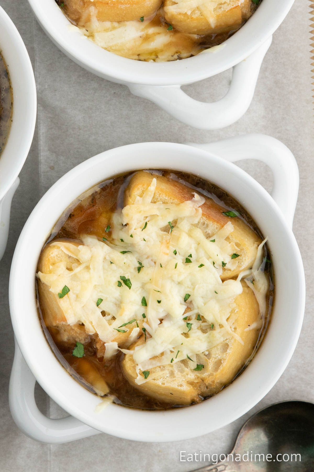 Close up image French Onion Soup in a bowl
