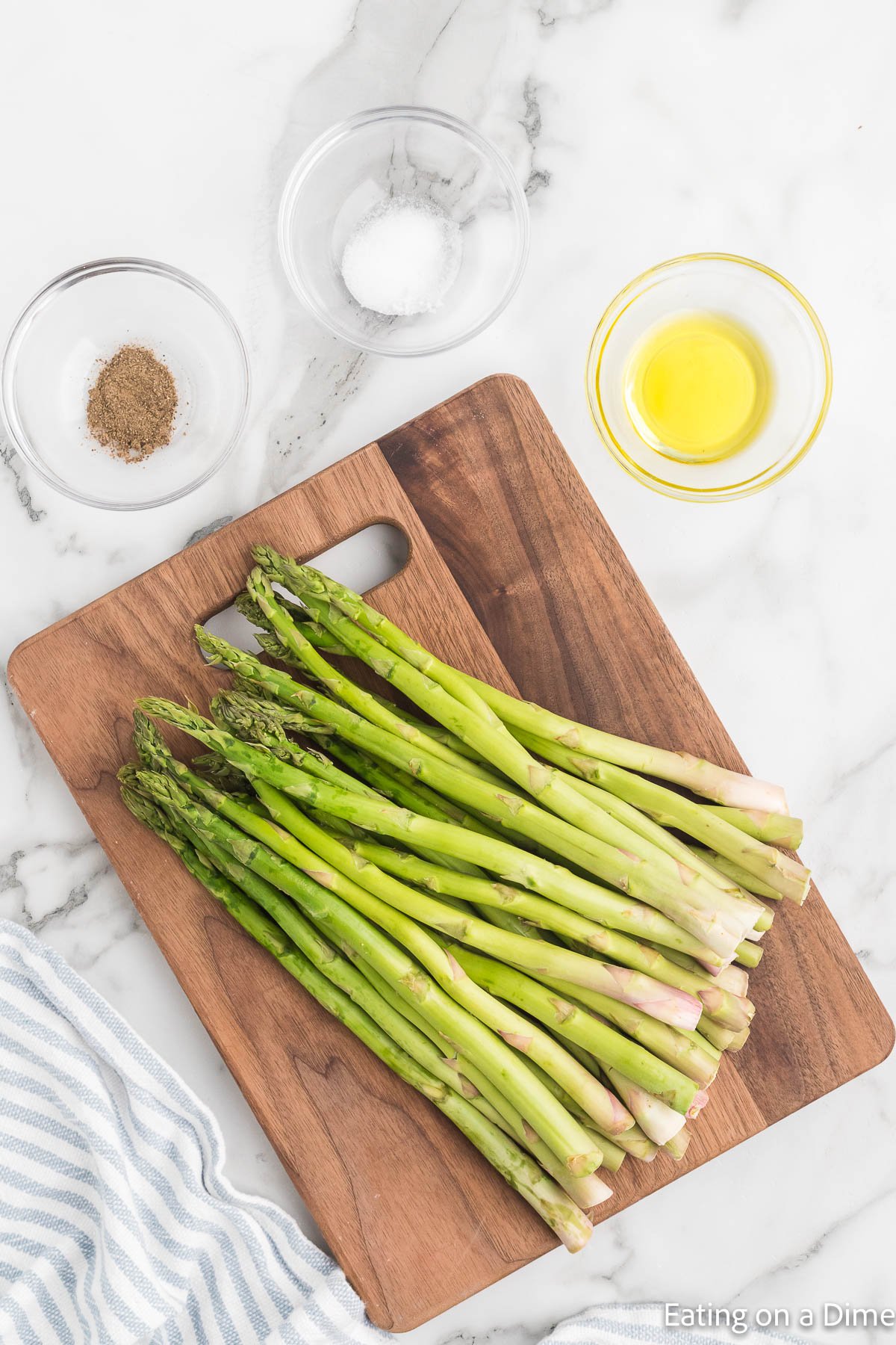 Air Fryer Asparagus Ingredients - fresh asparagus, olive oil, pepper, salt