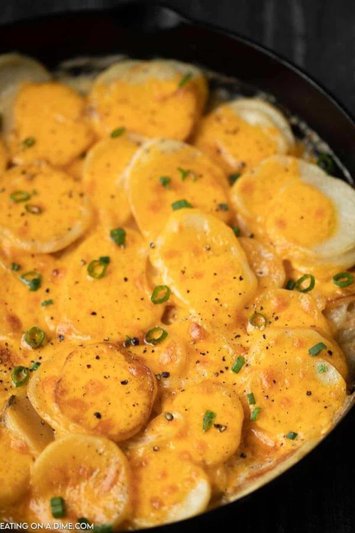 Overview of Easy Scalloped Potatoes in a Skillet