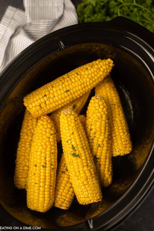 picture of corn on the cob in crock pot