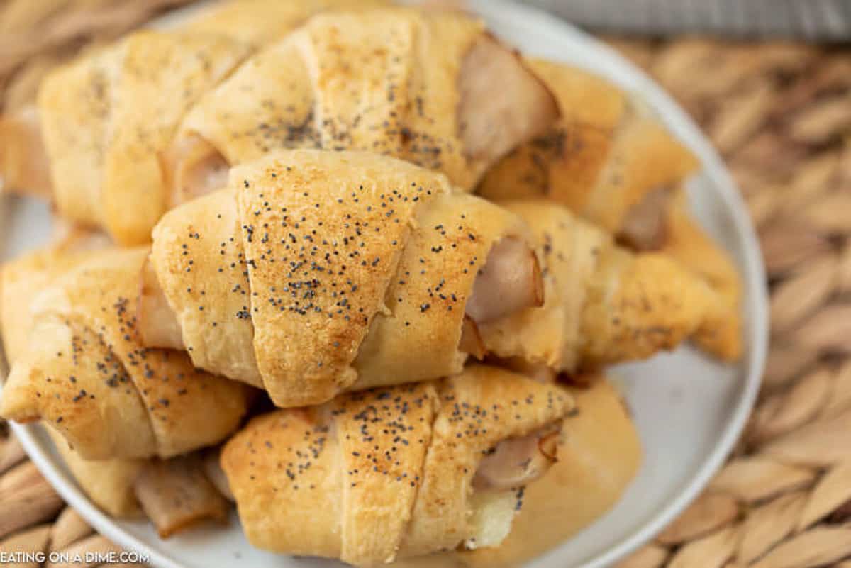 Turkey sandwich crescent roll recipe makes a great lunch. Everyone will love the crescent rolls and you can use leftover turkey or deli meat. 