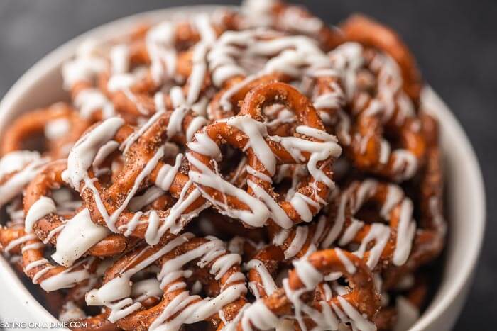 cinnamon sugar pretzels in bowl