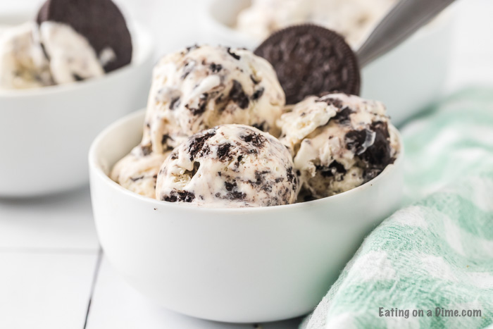 cookies and cream ice cream in bowl